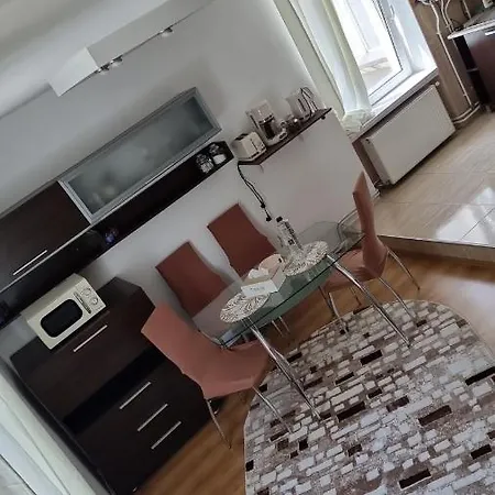 Dia Apartment *